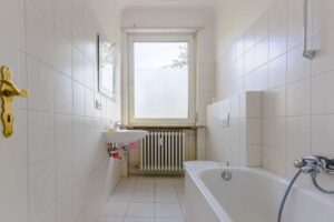 Badezimmer EG