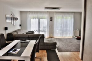 Wohnzimmer Bild 1