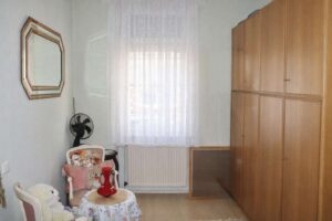 Erdgeschoss Schlafzimmer