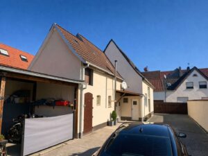 Bestand - Hausansicht Hof