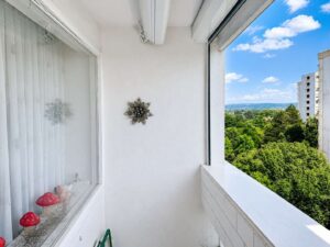 Balkon 1 von 3
