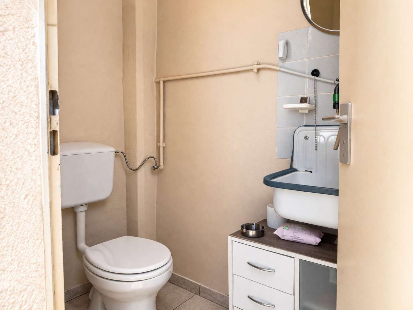 Bestand - Hof WC